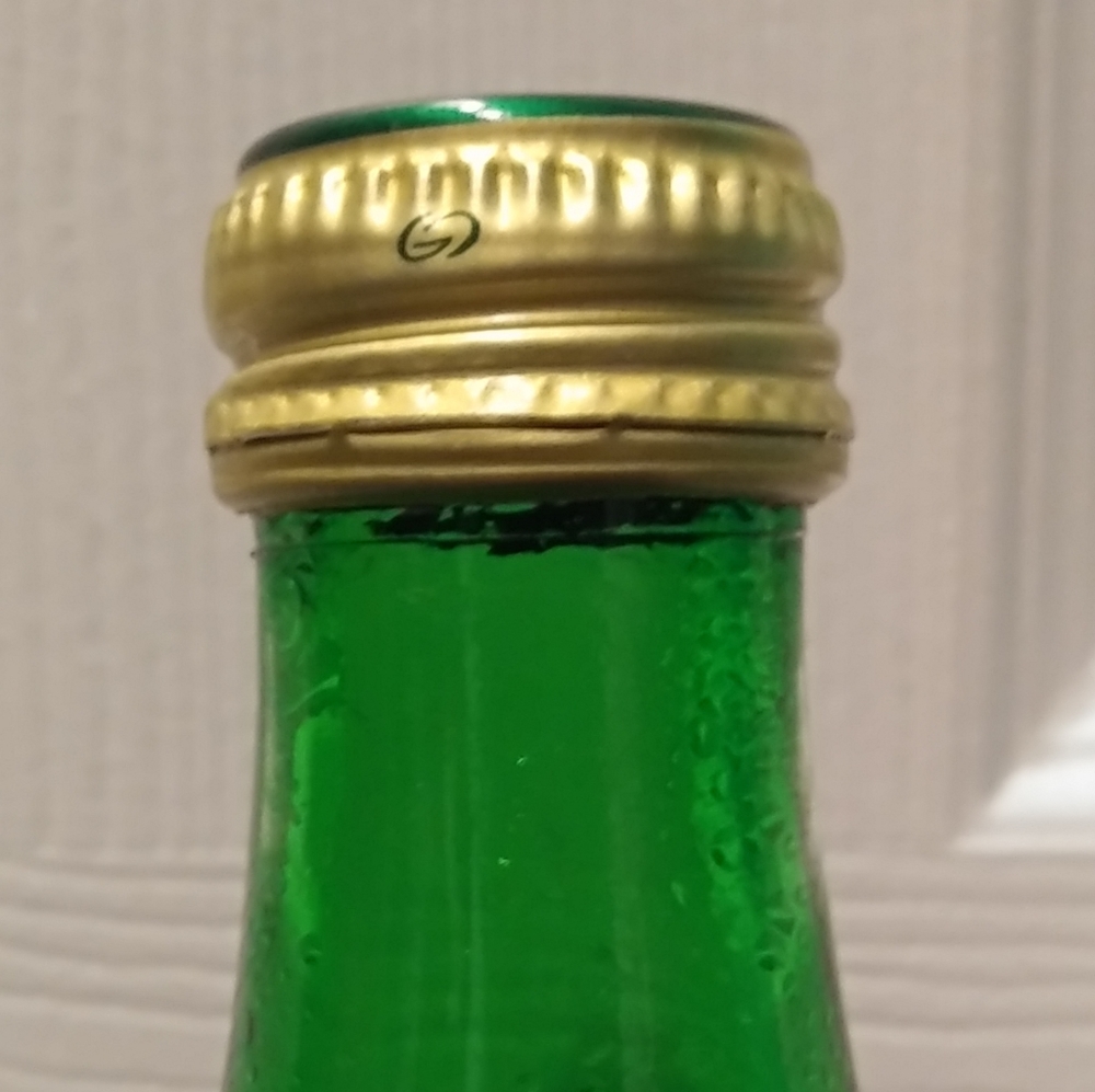 🌼 Takashi Murakami x Perrier Flower Design Collab - Picture 7 of 7